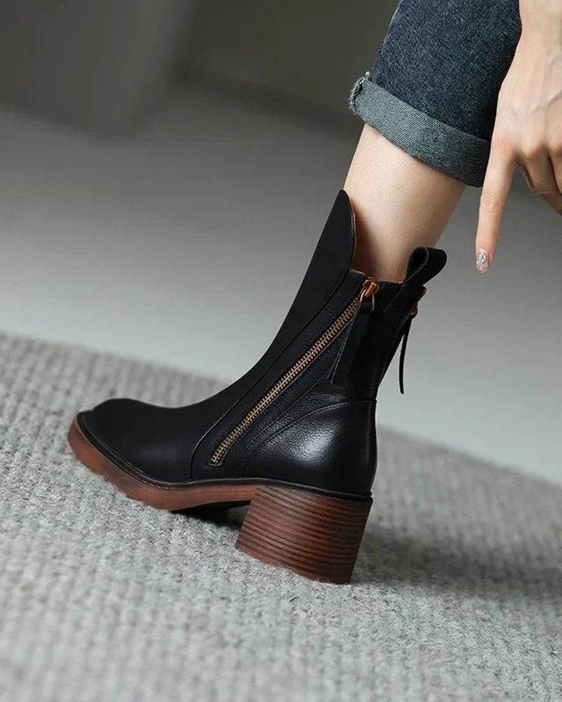 Gabriel | Botines negros de cuero con tacón cómodo, elegantes y atemporales.