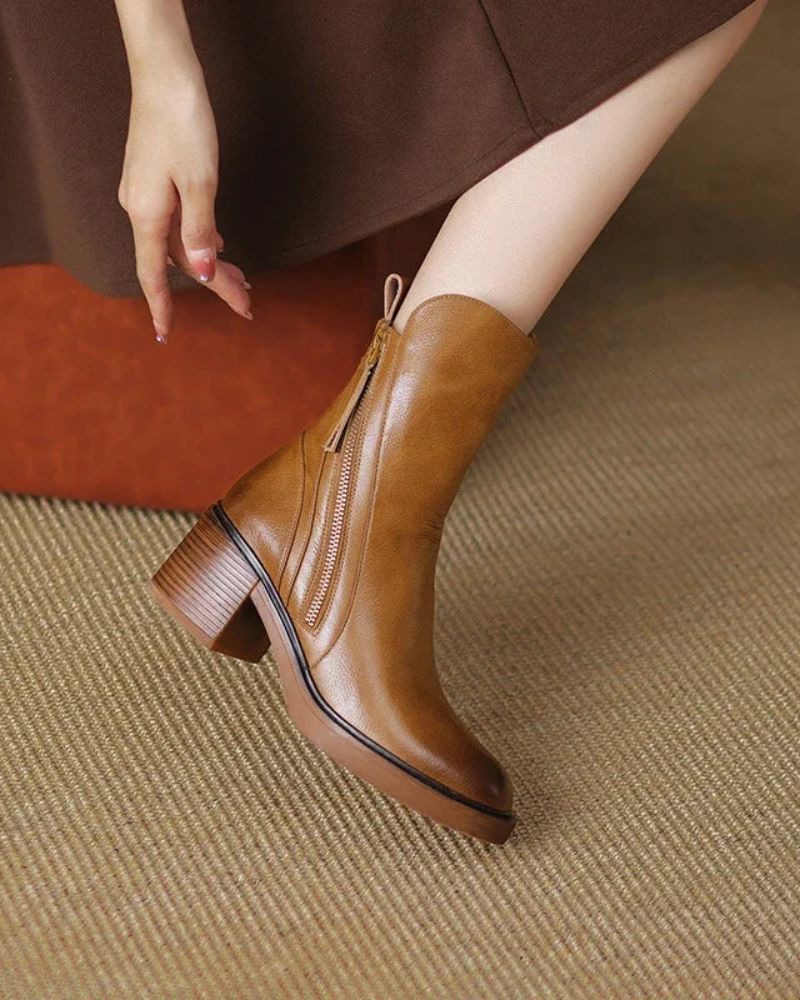 Gabriel | Botines negros de cuero con tacón cómodo, elegantes y atemporales.