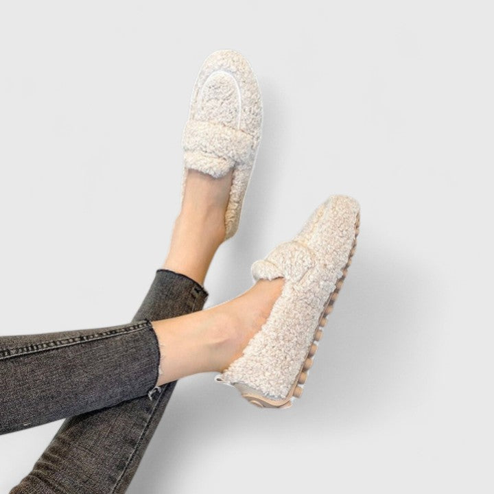 Sole | Zapatillas cálidas con diseño elegante